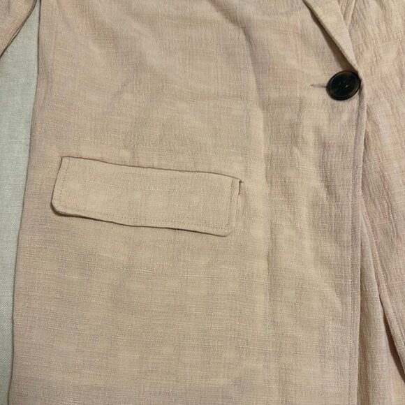 Handcrafted Dusty Rose Pink Coat with One-Button Closure, Size Medium - Picture 5 of 6